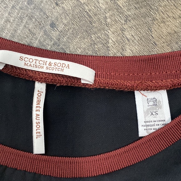 SCOTCH & SODA MADISON SCOTCH SHEER BLACK TOP - Picture 8 of 10